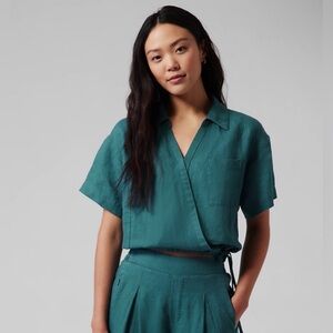 Athleta 100% Linen Playa Wrap Top M Teal Waist Tie Crop Pocket Lagenlook Beach